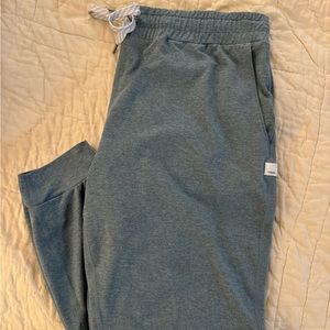Vuori Women’s Performance Jogger size L